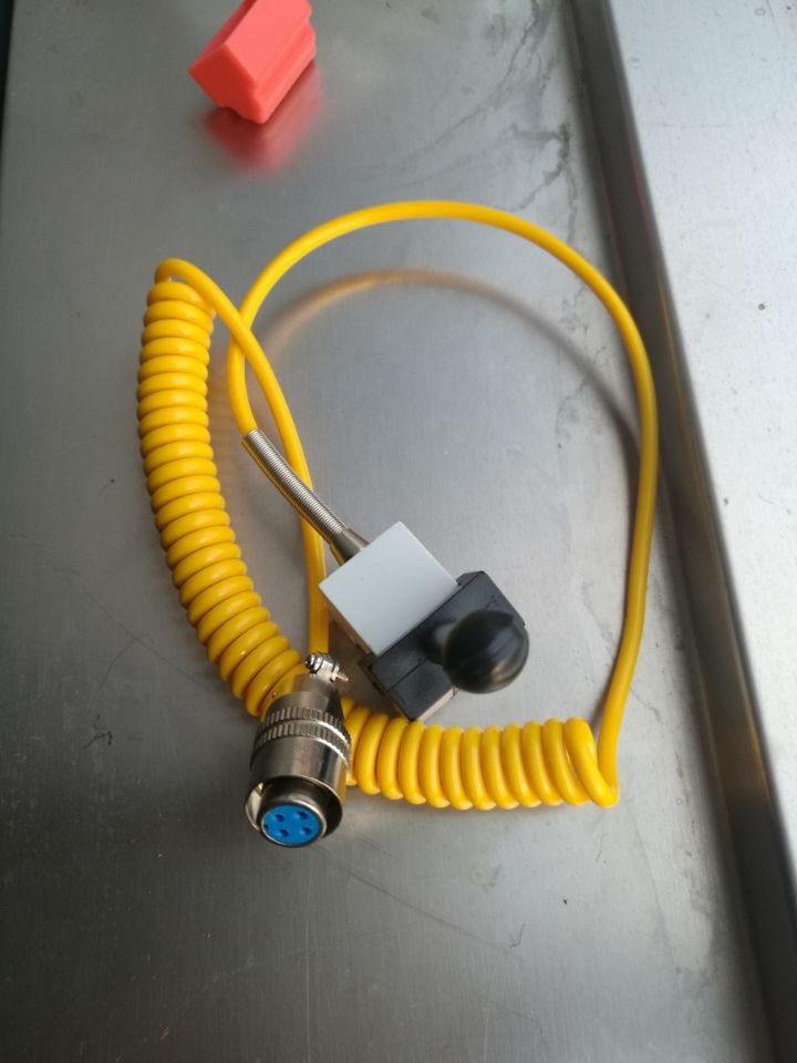 Bearing heater Square temperature sensor Temperature monitor Accessories and maintenance services