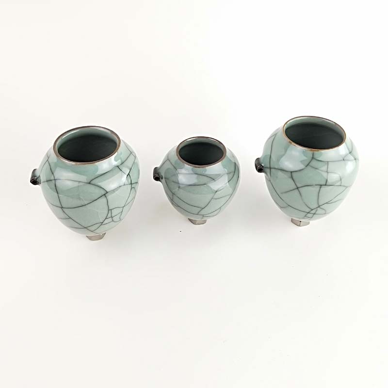 Năm mới Bird Lồng Phụ kiện Chim Cung cấp gốm Celadon Đồ ăn cho chim Lon Thrush Bird Can Chicken Heart Cup Bird Cup Bird Food Bird - Chim & Chăm sóc chim Supplies lồng chim chào mào