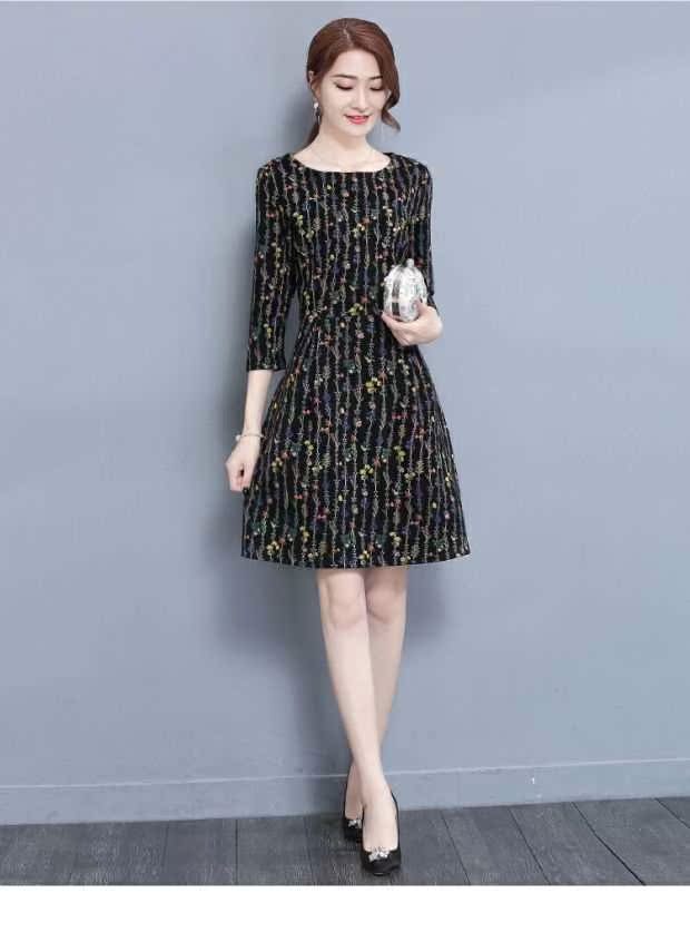 2018 mùa thu mới của phụ nữ đi lại giảm béo đầm bảy điểm tay áo Slim A-line váy 7517A áo đầm dạ hội