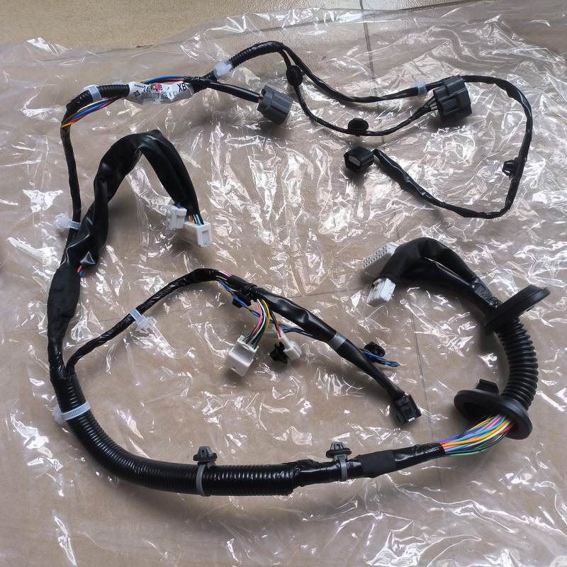 Suitable for 14-19 Models of X-Trail Door Wiring Harness, Front Door Wiring Harness, Rear Door Wiring Harness Suitable for 14-19 Models of X-Trail Door Wiring Harness, Front Door Wiring Harness, Rear Door Wiring Harness