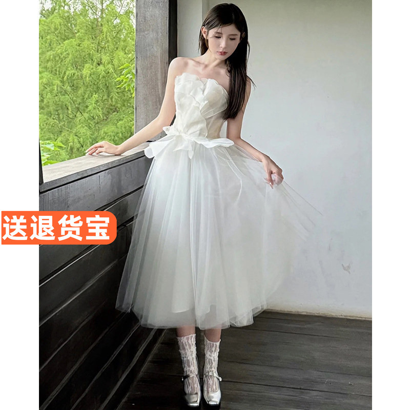 White Strapless Light Wedding Dress, Fairy-Style, Suitable for Petite Women, Perfect for Engagement Registration, Runaway Princess Birthday Party Dress