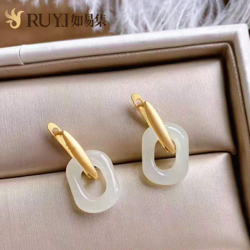 Fashion Earrings 2021 New Tide Autumn Winter Brief natural and Tian Yuear Pendant Female Autumn Winter Temperament Silver Eardrum Accessories