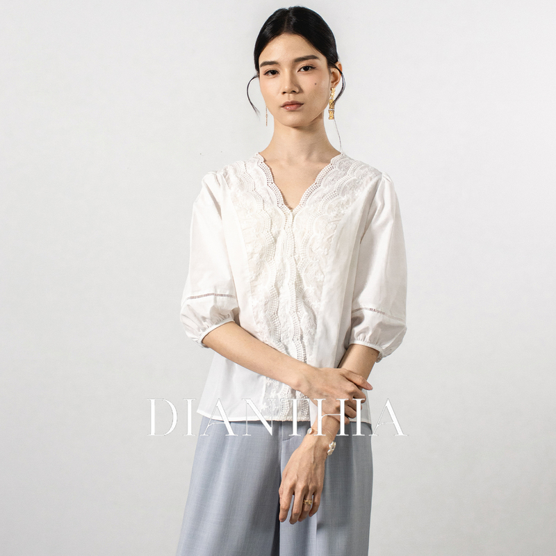 Dianthia Lace V-Neck Short-Sleeved Shirt for Women 2026 New Summer Puff-Sleeved White Elegant Shirt