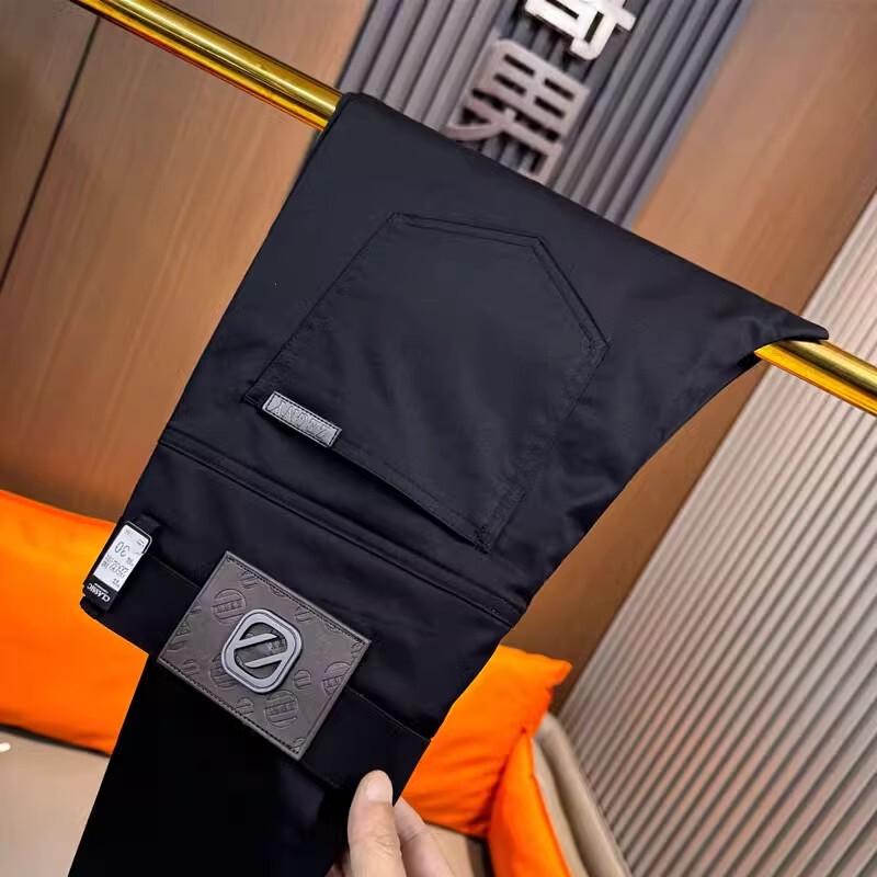 High-End Trendy Brand Nine-Point Casual Pants 2025 Spring/Summer Men's New Style Light Luxury Breathable Simple Stylish Slim-Fit Tapered Trousers High-End Trendy Brand Nine-Point Casual Pants 2025 Spring/Summer Men's New Style Light Luxury Breathable Simple Stylish Slim-Fit Tapered Trousers