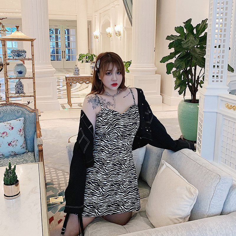 Hitong's large size women's dress Fat mm high waist display slim Marx Sexy Pendant with Skirt-Less Ocean V Collar Dress