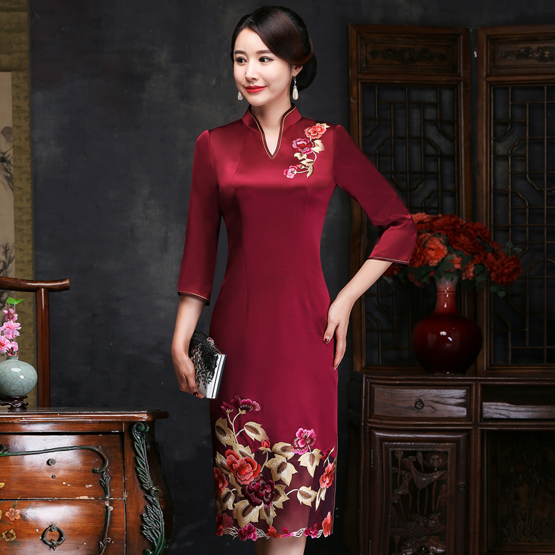 Mom wedding dress, silk cheongsam Mom wedding dress, silk cheongsam