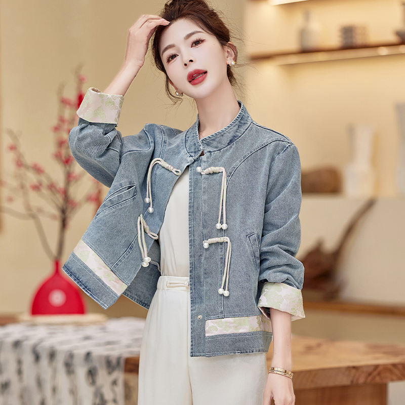 Chinese Style New Denim Jacket for Women, Spring 2026, Unique and Distinctive Design, Satin Jacquard Casual Short Jacket