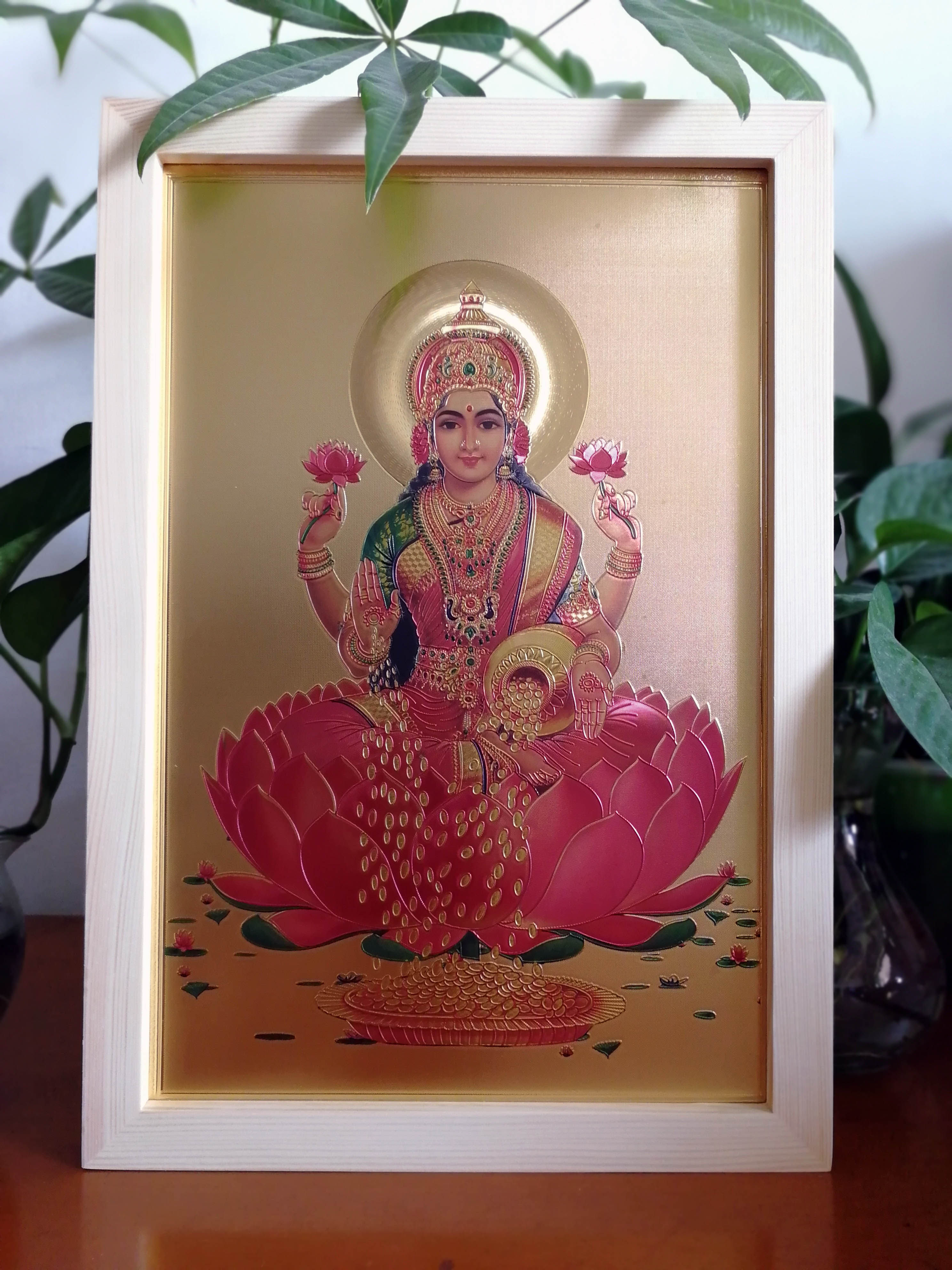 Indian gods and Buddhas Auspicious Tian Female Miaoyin Tian Female Wet Po Indian Three gods Goddess of Luck Gold leaf painting 30*20cm