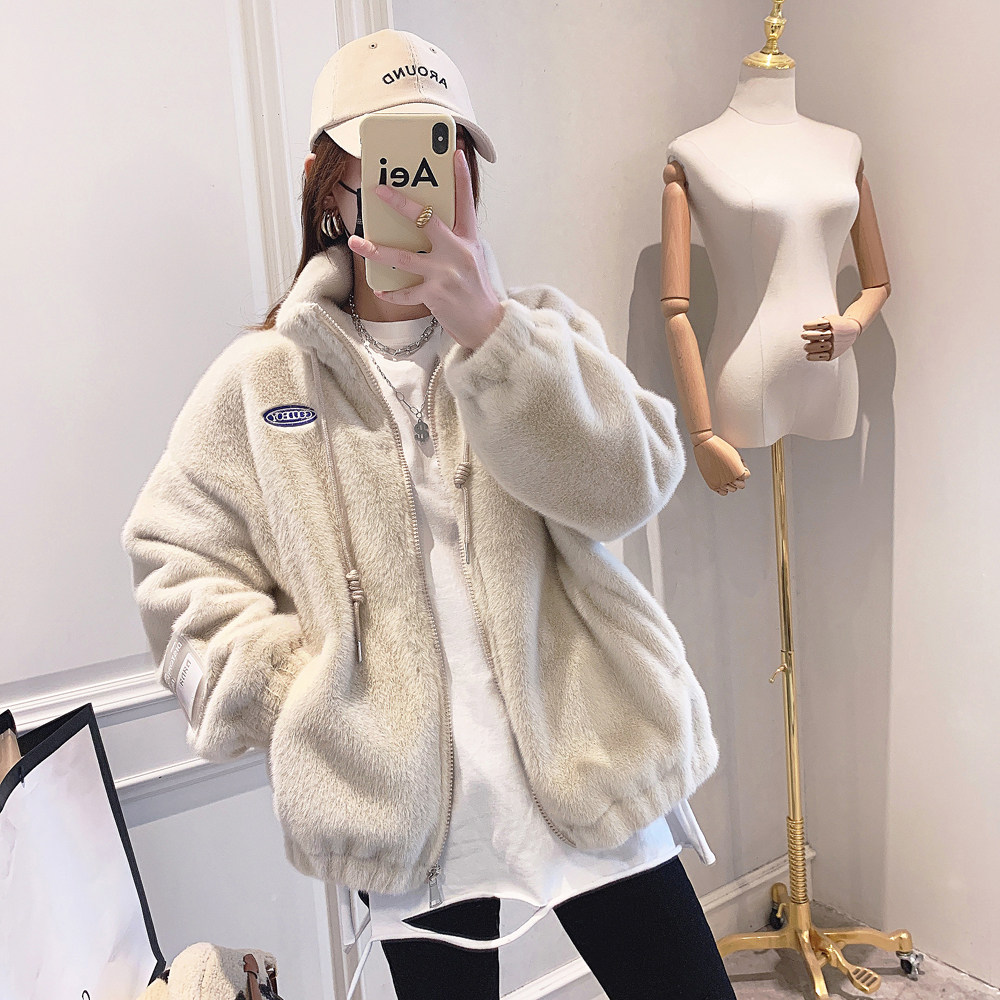 Fur coat women's 2020 new winter women's Korean edition fashion imitation sable velvet young fur top women's fashion