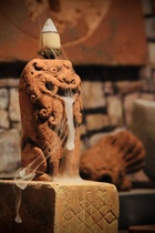 Minnan brick sculptures Products Fu Lions Turn Back Fragrant Pendulum with Courtesy Gift Boxes