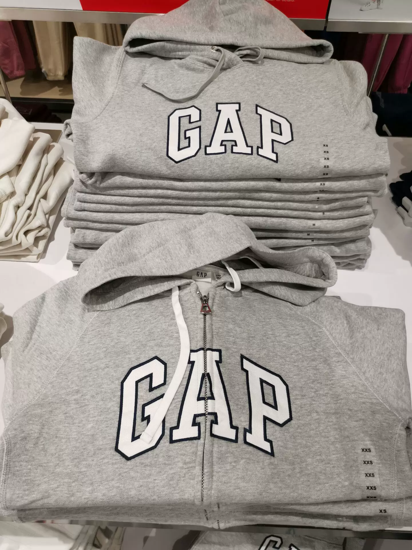 Gap ，，