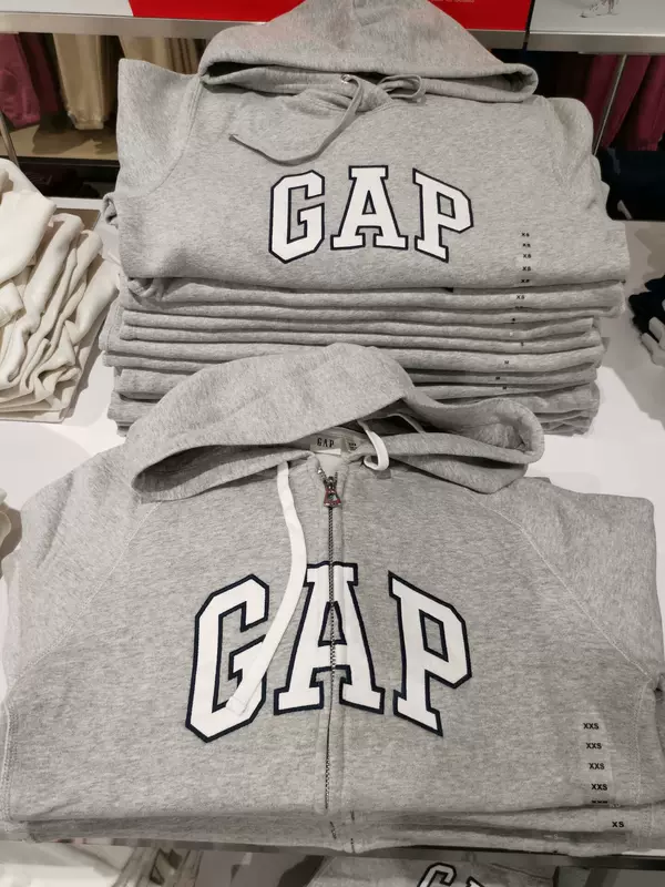 Gap ，，