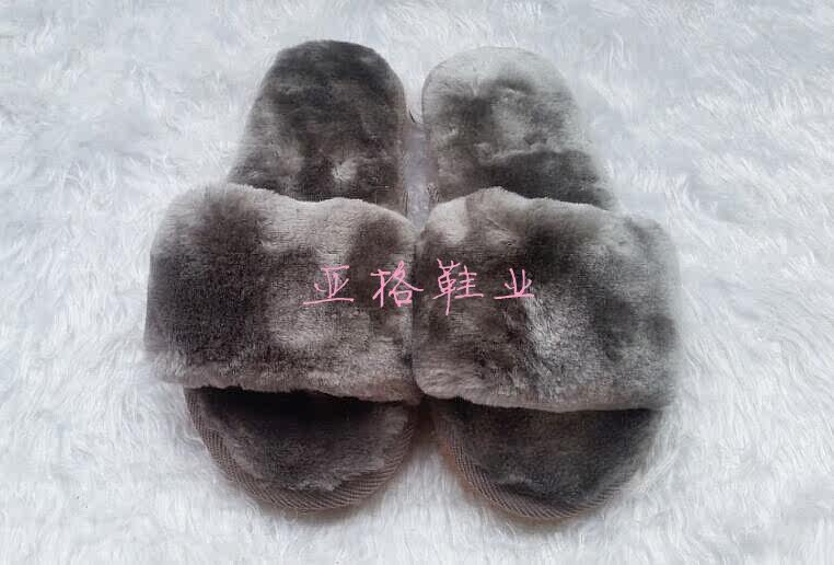 Pantoufles enfants en suède pour hiver - semelle caoutchouc - Ref 1017710 Image 17