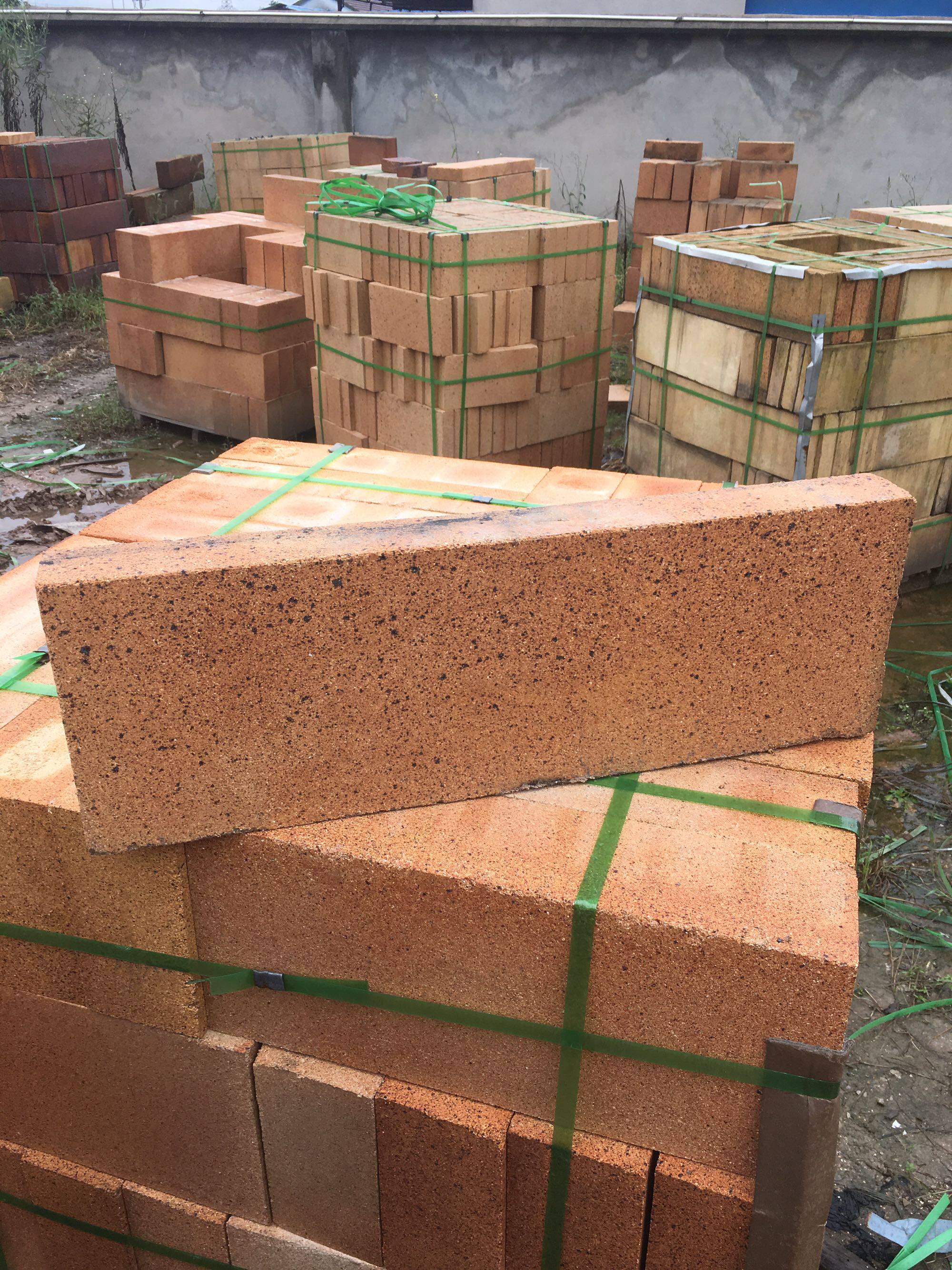 Flat seven refractory bricks 791*230*65mm 1300 degrees furnace door brick cover brick machine press molding environmental protection