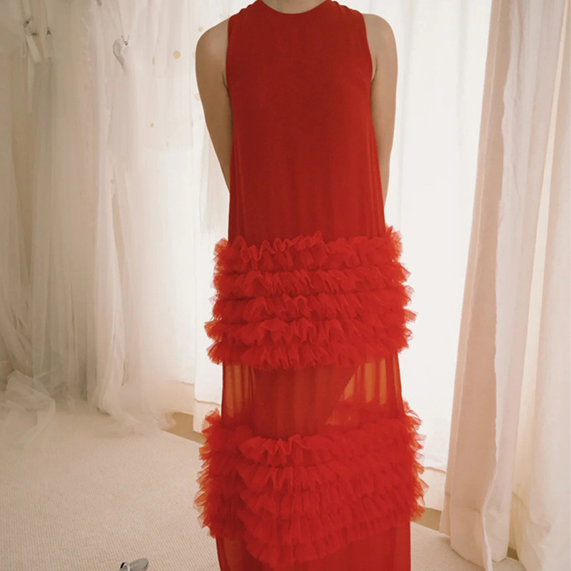 Red Sleeveless Round-Neck Long Dress with Tiered Skirt, Bridal Engagement Wedding Toast Dress, 2025 New Style, Elegant
