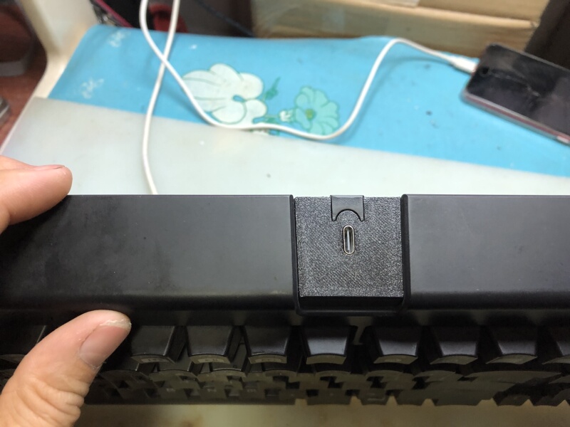 Suitable for Razer Soul Hunting Light Spider Black Widow Spider Key Line Separation Type-C Lossless Belt Hub