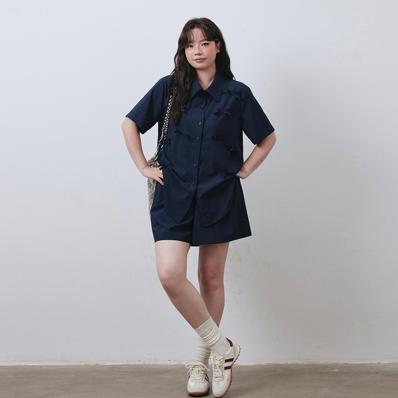 Lei [Nis Weekend] Designed Stereo Bow Short-Sleeved Shirt + Fully Elastic High-Waisted A-Line Shorts