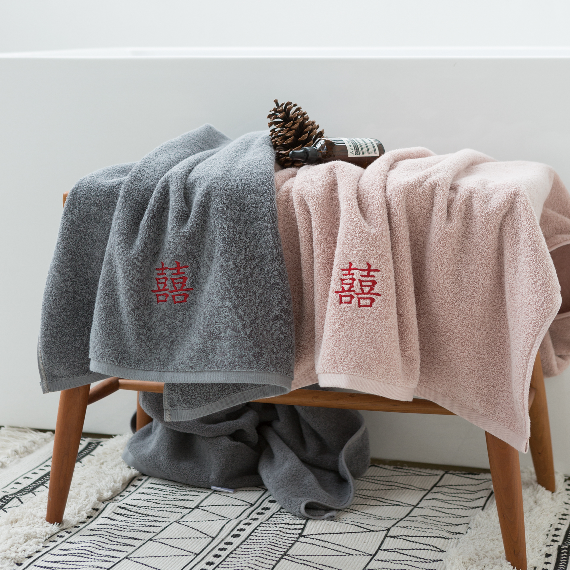 Married couple festive marriage celebration thick bath towel long version of pure cotton household wrap adult water absorption gift