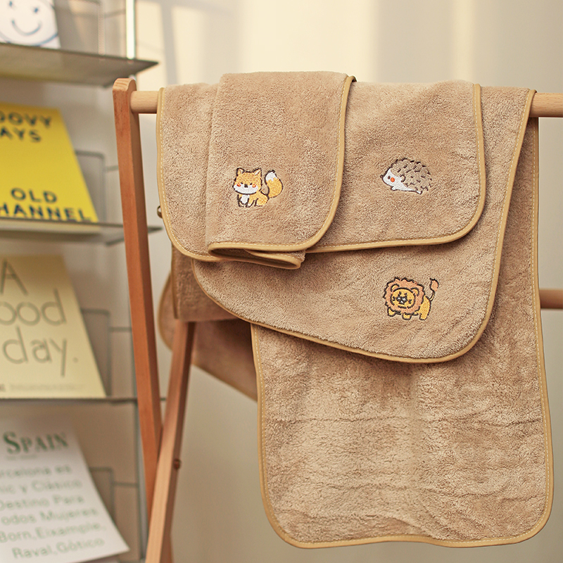 Coffee-Colored Soft Face Towel, Absorbent and Lint-Free, Coral Fleece Women's Hair Drying Towel for Dormitory, Face Washing, and Hair Drying Coffee-Colored Soft Face Towel, Absorbent and Lint-Free, Coral Fleece Women's Hair Drying Towel for Dormitory, Face Washing, and Hair Drying