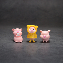 Cartoon pig doll Childrens house toys for boys and girls ornaments mini cute miniature simulation animal model