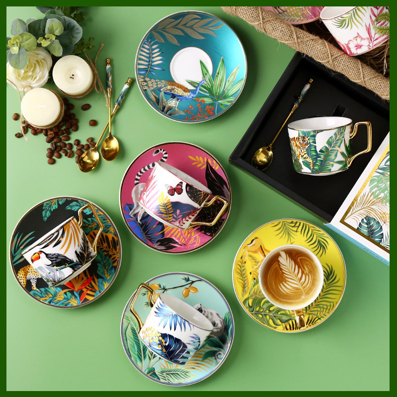 Light extravagant coffee cup European-style small lavish ceramic coffee cup saucer with small and delicate home afternoon tea cups-Taobao