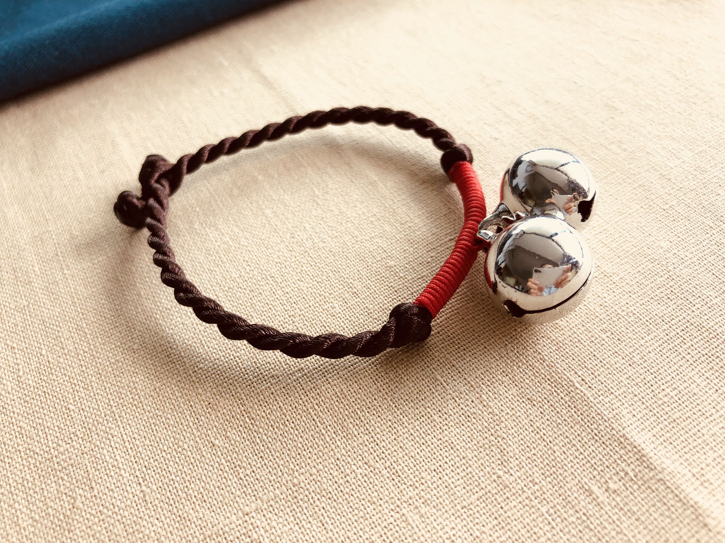 Nguyên bản chuông bạc điều chỉnh trang sức may mắn đỏ dây bạn gái đôi quà tặng phụ kiện vòng tay nữ vòng chân - Vòng chân lắc chân nữ nhật bản
