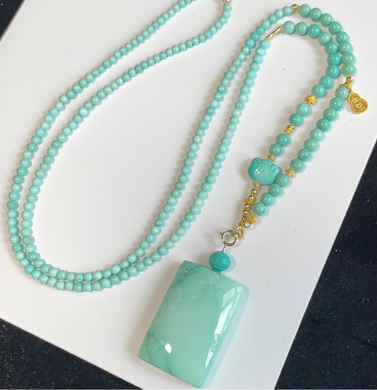 Natural Hubei Raw Turquoise Peace and Safety Pendant Necklace Yajiaoshan Jelly Material 18K Gold Accessories Fj Natural Hubei Raw Turquoise Peace and Safety Pendant Necklace Yajiaoshan Jelly Material 18K Gold Accessories Fj
