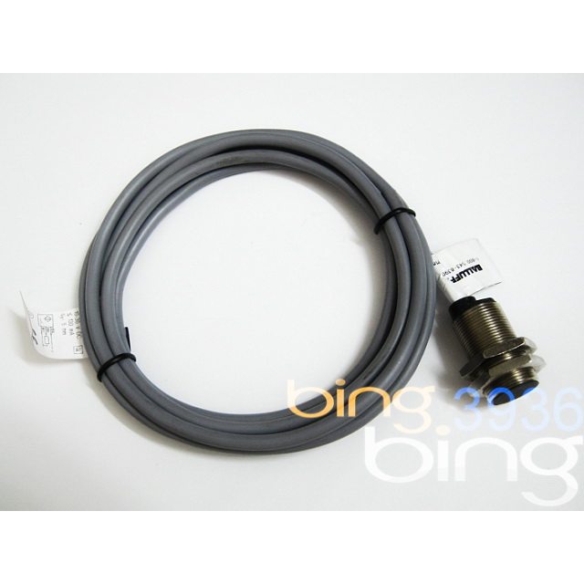 BALLUFF Baluf near the switch BES 516-326-E4-Y