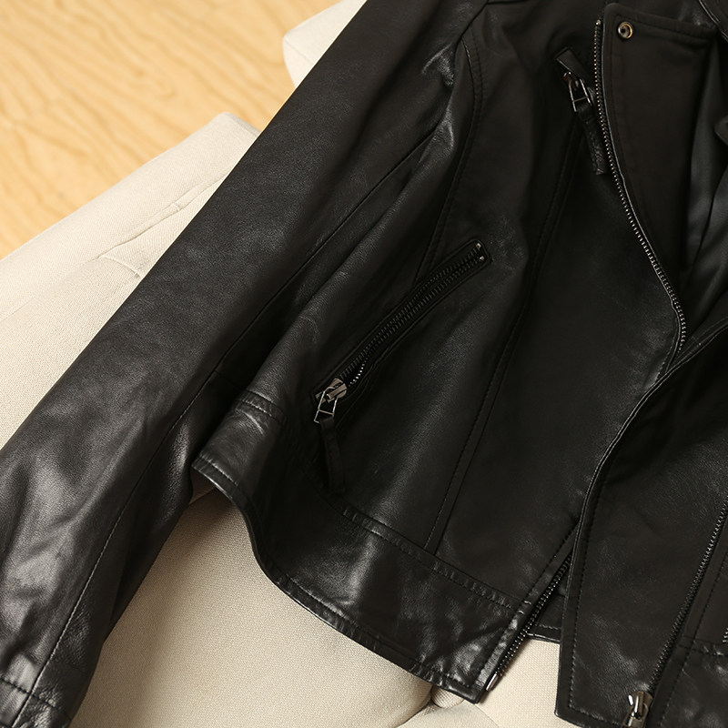 Áo khoác da cừu nữ dáng ngắn ôm cổ tròn phong cách đường phố — màu đen