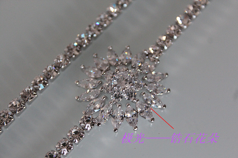 Bảo vệ môi trường zircon dị ứng mạ Bạch kim rhinestone dây đeo vai váy ống đồ lót hàng đầu dây đeo vai treo cổ thủy triều nữ vô hình vành đai dây áo trong suốt sợi bún
