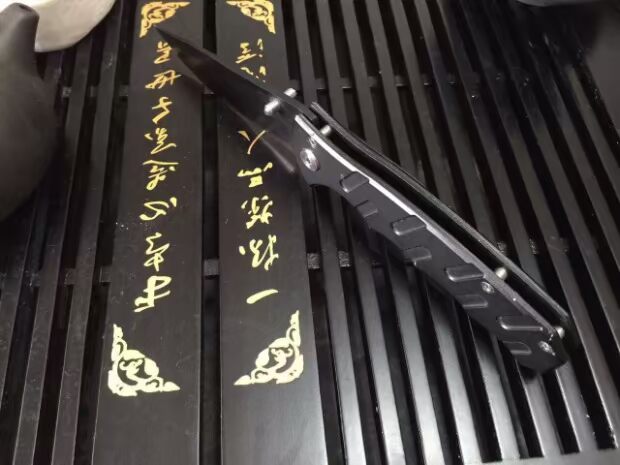 C29 gấp dao quân đội Thụy Sĩ dao sắc dao Dao di động Cắm trại ngoài trời tìm kiếm nguồn cung cấp chiến thuật cứu sinh dao quân đội Thụy Sĩ