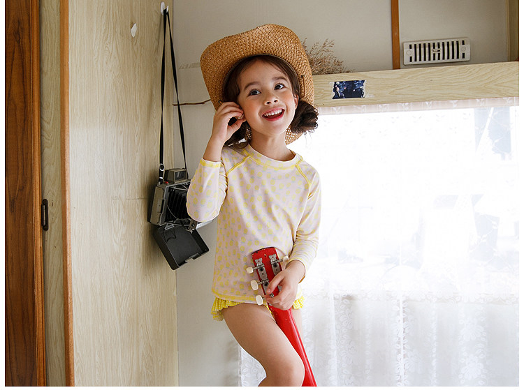 Đồ bơi cho trẻ em Cô gái Công chúa Dễ thương Chia tay áo dài Kem chống nắng Cô gái mới Áo tắm cho trẻ em - Bộ đồ bơi của Kid đồ bơi trẻ em cao cấp