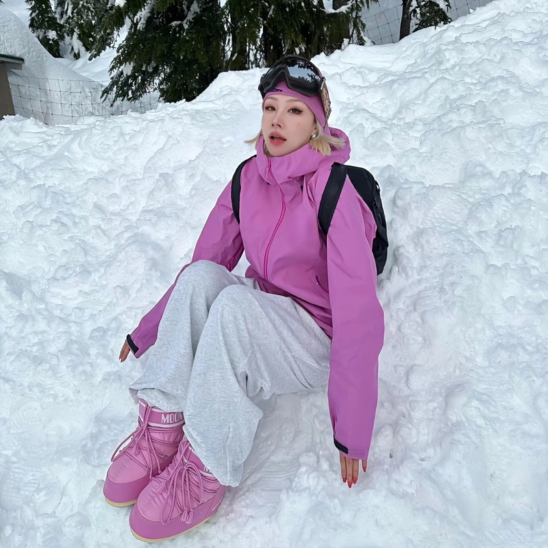 Hardshell Real down Jacket Couple Style Three-In-One Coat Thickened for Warmth with 90% White Duck down Lining Hardshell Real down Jacket Couple Style Three-In-One Coat Thickened for Warmth with 90% White Duck down Lining