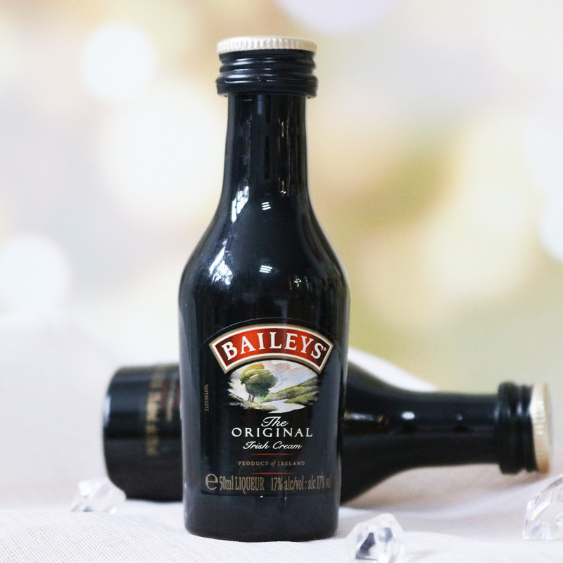 Ireland imports BAILEYS Bailly with a small wine version to prepare the wine cream whisky 50ml