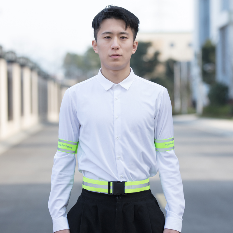 Sharp belt plus arm with reflective belt movement Bright Flex Elastic Tightness