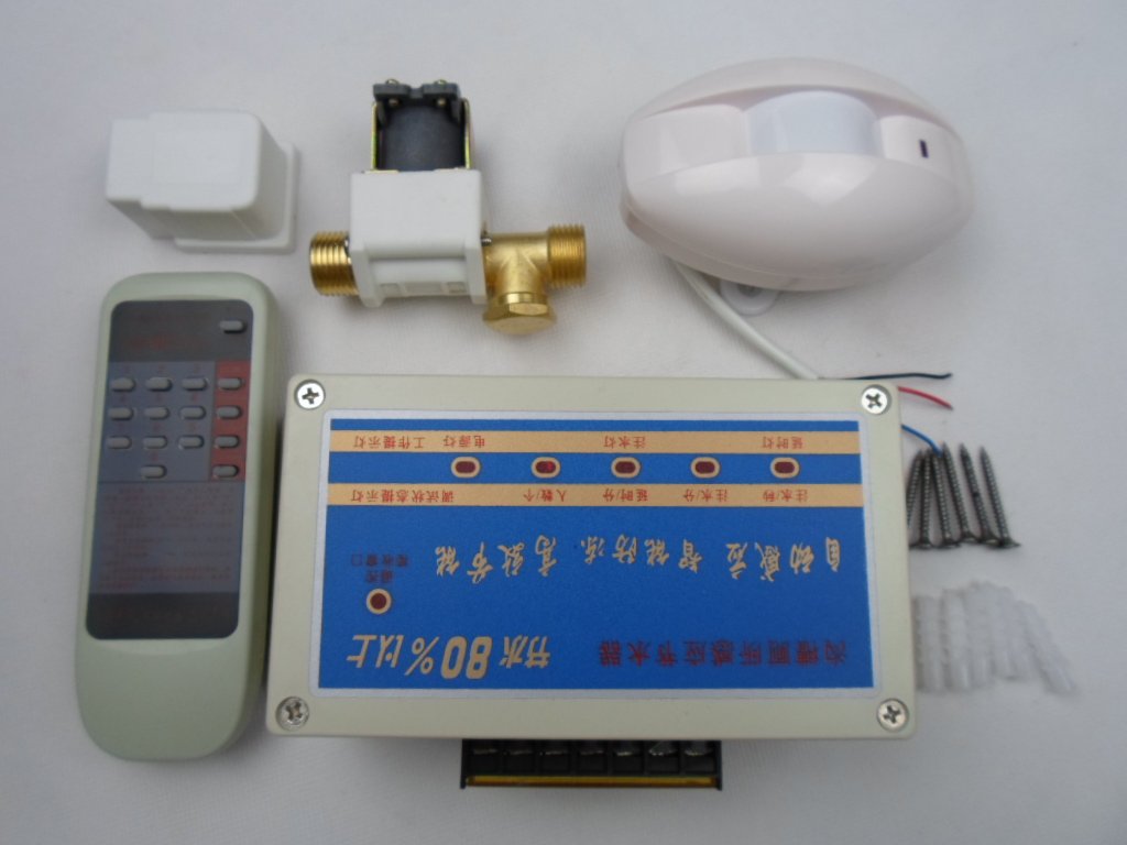 Swimming pool aisle is specially equipped with forced shower hotel club swimming pool channel dedicated induction forced shower 6712A