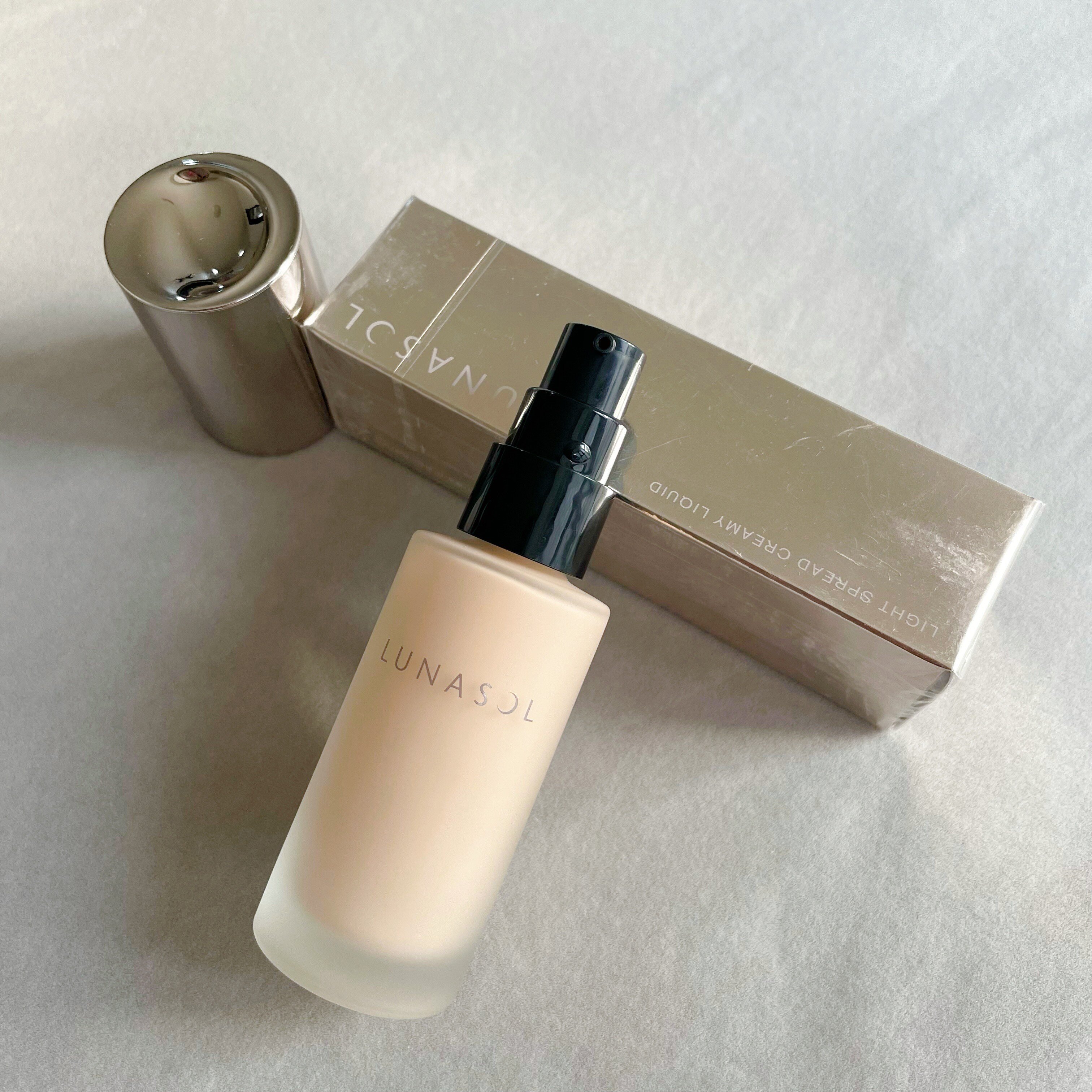 New liquid foundation OC01 spot Japan Lunasol sun and moon crystal mining 21 years so01 concealer natural