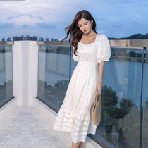 2022 new spring and summer heavy work lace French style romantic micro-permeable palace superior sensational dress sensational dress