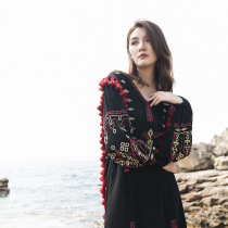 Summer Stunning New Vintage Retro National Wind Holiday Rework Embroidered Dress Short Skirt A-style commuter v to receive a small crowdsourced