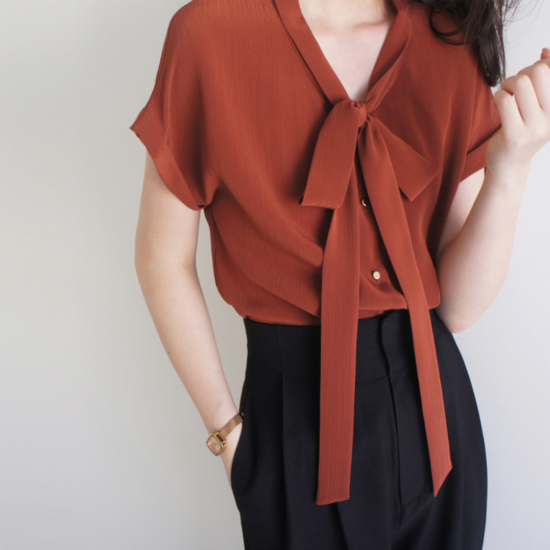Lost and Found Caramel Dark Vertical Stripe Bow Tie Short-Sleeve Metal Button Shirt, Makes Women Look Fairer and More Eye-Catching