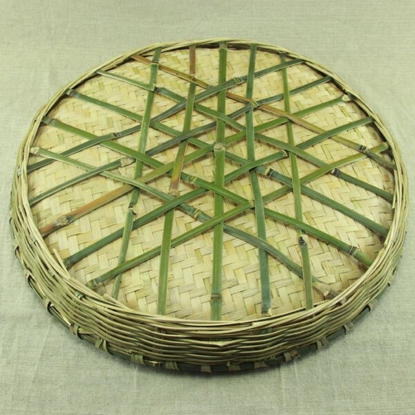 Bamboo Woven Products for Home Use, Round Bamboo Dustpan, Handmade Bamboo Sieve, with or Without Holes, Natural Bamboo Tray for Drying and Decorative Crafts