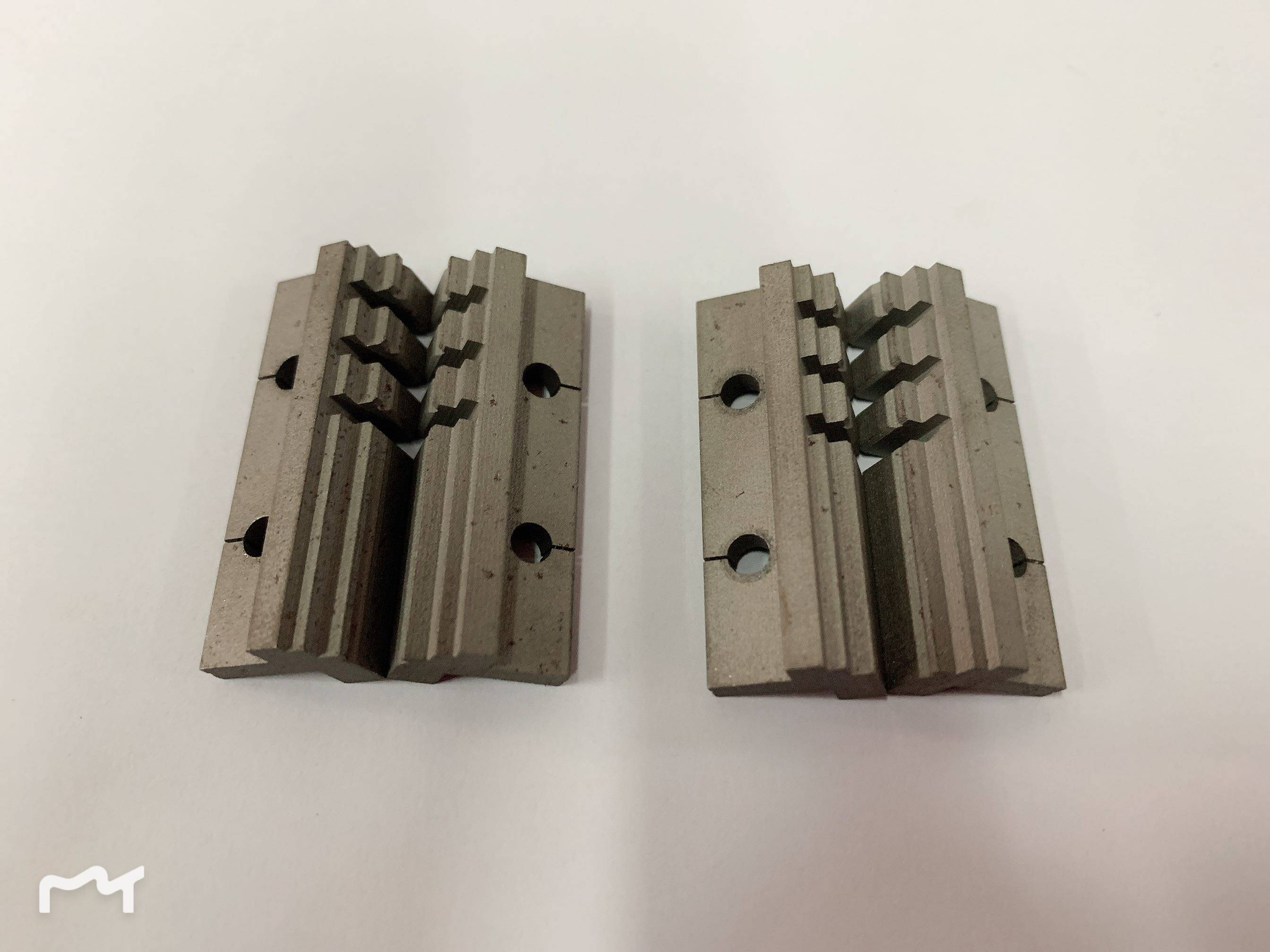 Original dress Guangzhou Designs D38A plus hard white steel clip sheet