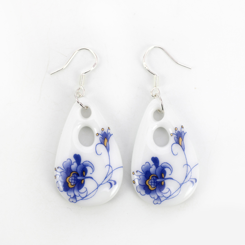 QingGe ceramic jewelry what checking folk blue and white porcelain earrings earrings blue street source