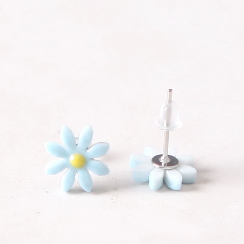 QingGe little Daisy ceramic fresh Daisy earrings, Japan and South Chesapeake version of female temperament earrings ideas lay in hand supply of goods