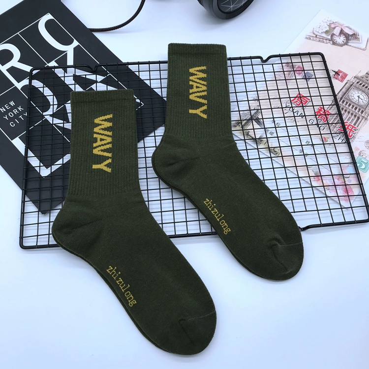 Hàn Quốc INS Harajuku Thư gió gió đen và trắng quân đội nam và nữ xanh hoang dã trong ống Đôi vớ cotton xanh đơn giản
