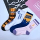 ins Harajuku Net Red Text Vớ dài của nam và nữ Học viện thủy triều Quốc gia Gió Hàn Quốc Street Dance Hip Hop Skateboard Socks - Vớ sợi tre