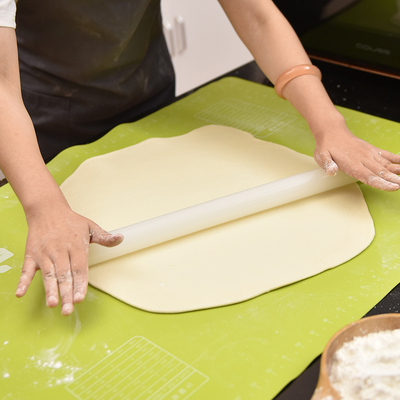 展艺60cm硅胶垫 加厚揉面和面案板家用擀面垫防滑耐高温烘焙工具