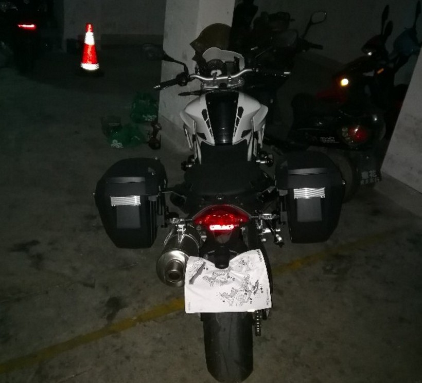 BMW BMW F800R nhập khẩu đặc biệt khung đuôi khung sườn SH cao cấp phát hành nhanh chóng bên hộp hộp phía sau hộp thân cây - Xe gắn máy phía sau hộp mua thùng sau xe máy