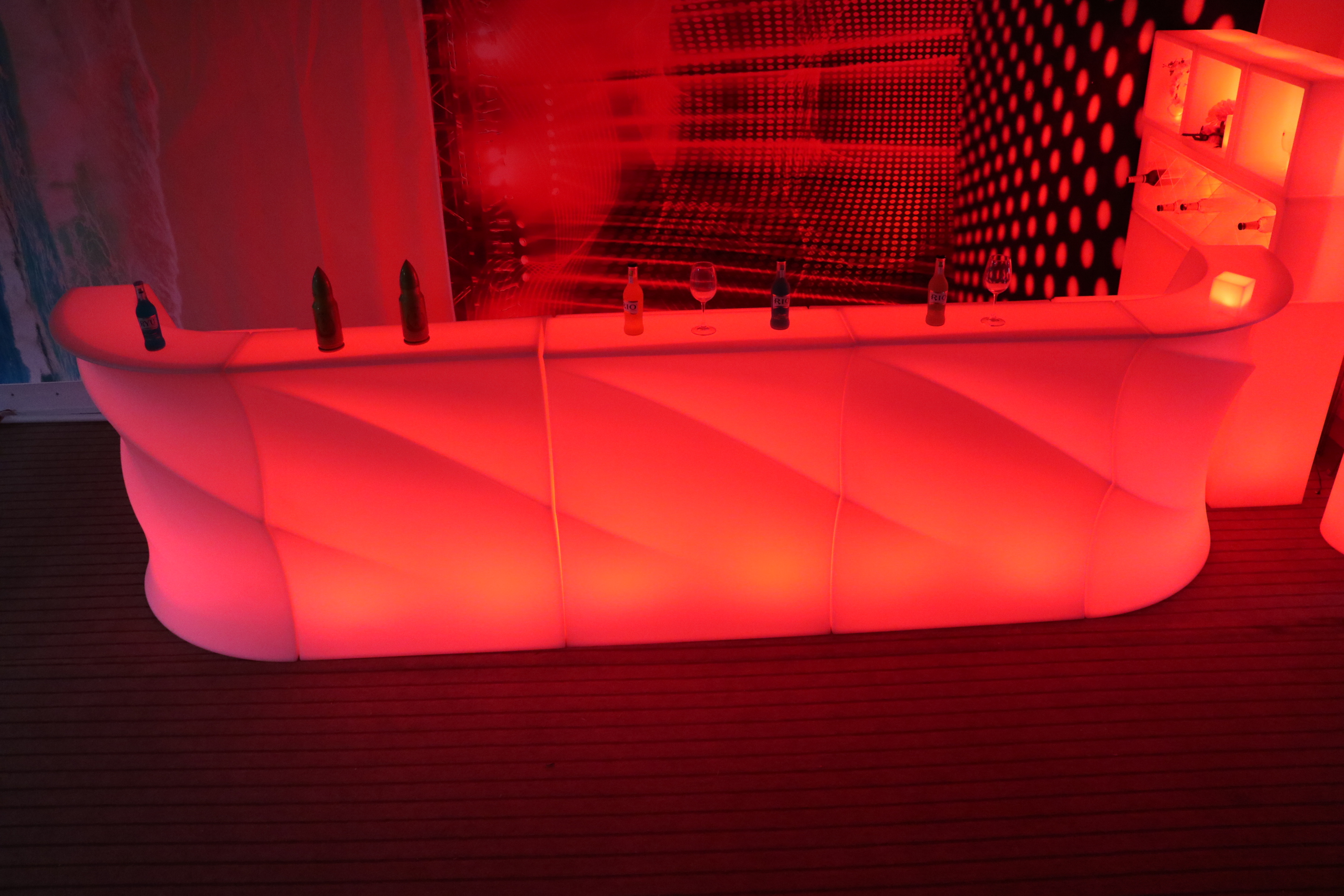 Led Châu Âu thanh bar điều khiển từ xa tính phí sáng tạo bảng thanh giải trí ngoài trời thanh mở thanh bar đồ nội thất - Giải trí / Bar / KTV
