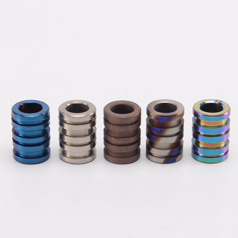 Titanium alloy knife pendant umbrella rope pendant outdoor knife pendant EDC knife pendant titanium alloy TC4 pendant (large number)